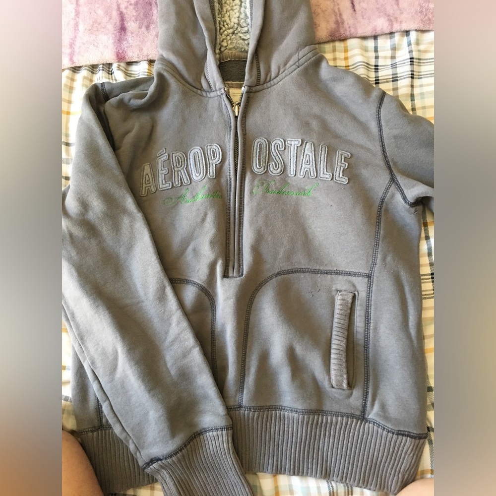 Aeropostale thick half zip hoodie